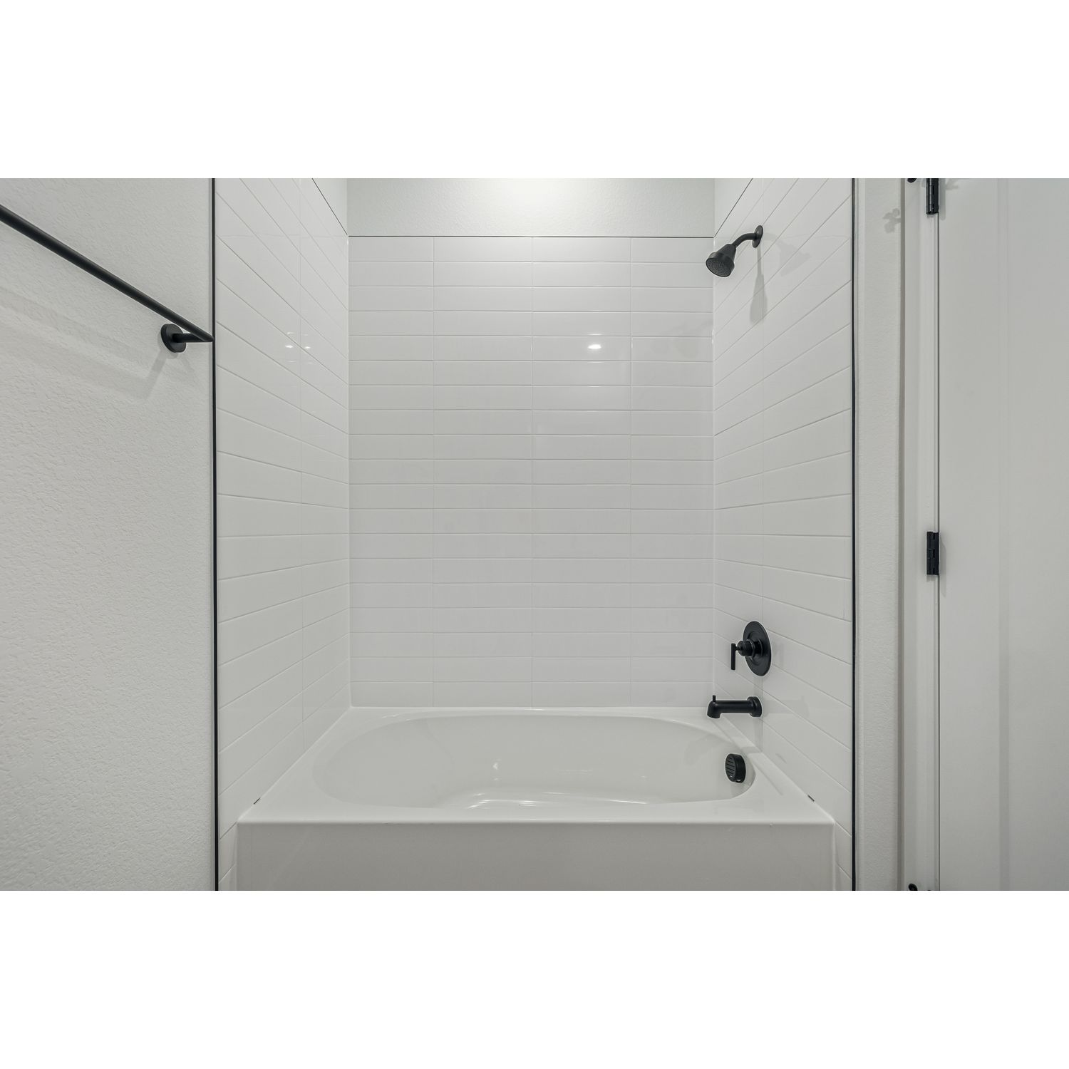 20530 E. 58th Ave (Silverton) - floorplan image