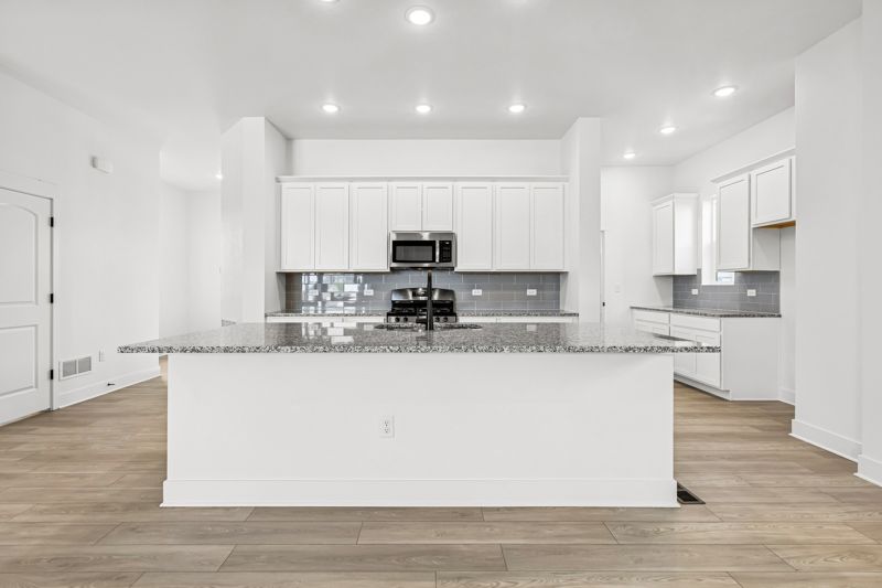 21045 E. 61st Drive (Washburn) - floorplan image