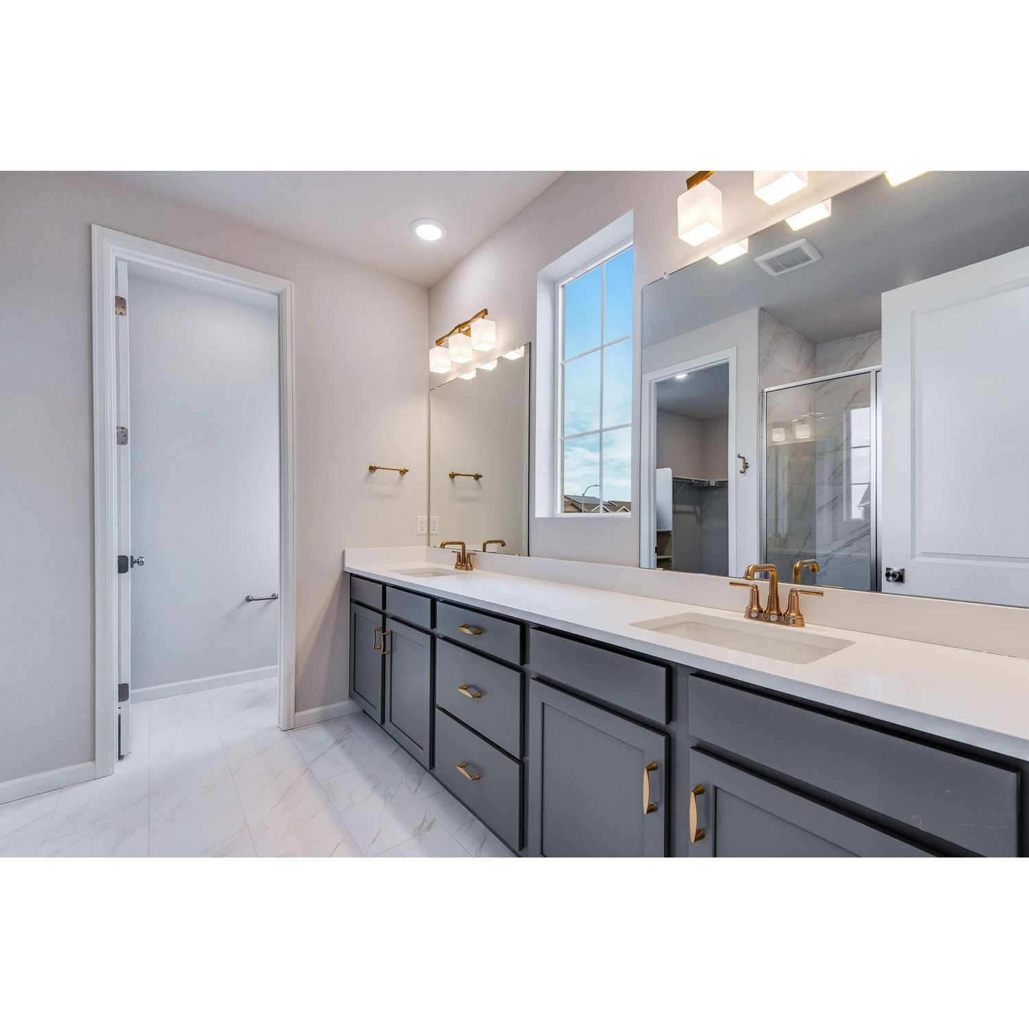 20573 E 57th Avenue (Plan 2805) - floorplan image