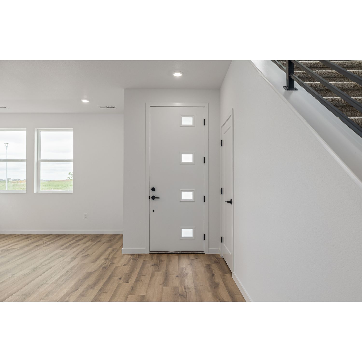 20530 E. 58th Ave (Silverton) - floorplan image