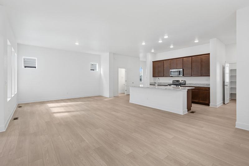 21276 E. 62nd Avenue (Washburn) - floorplan image