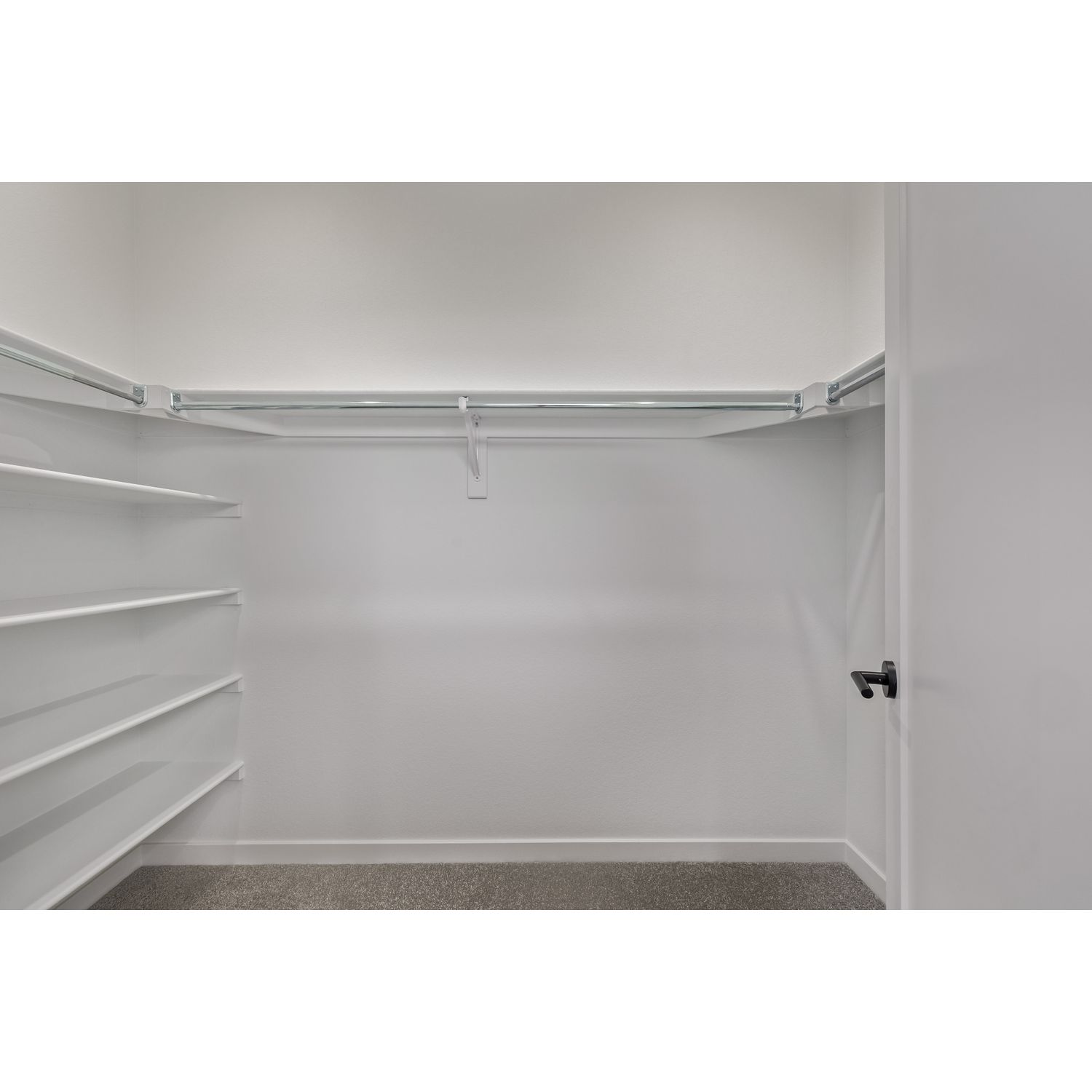 20520 E. 58th Ave (Silverton) - floorplan image