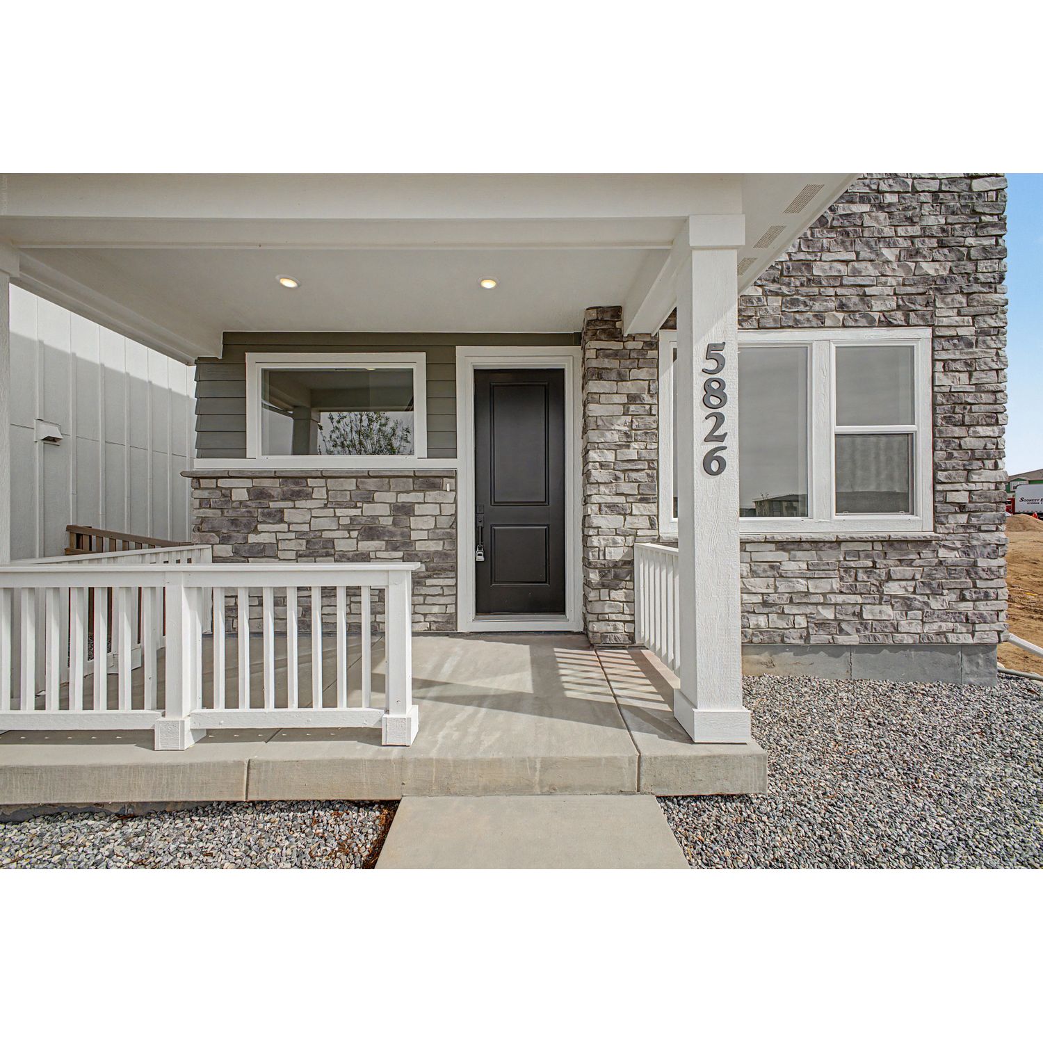 5826 N Orleans Street (Dillion) - imagen del plano de planta