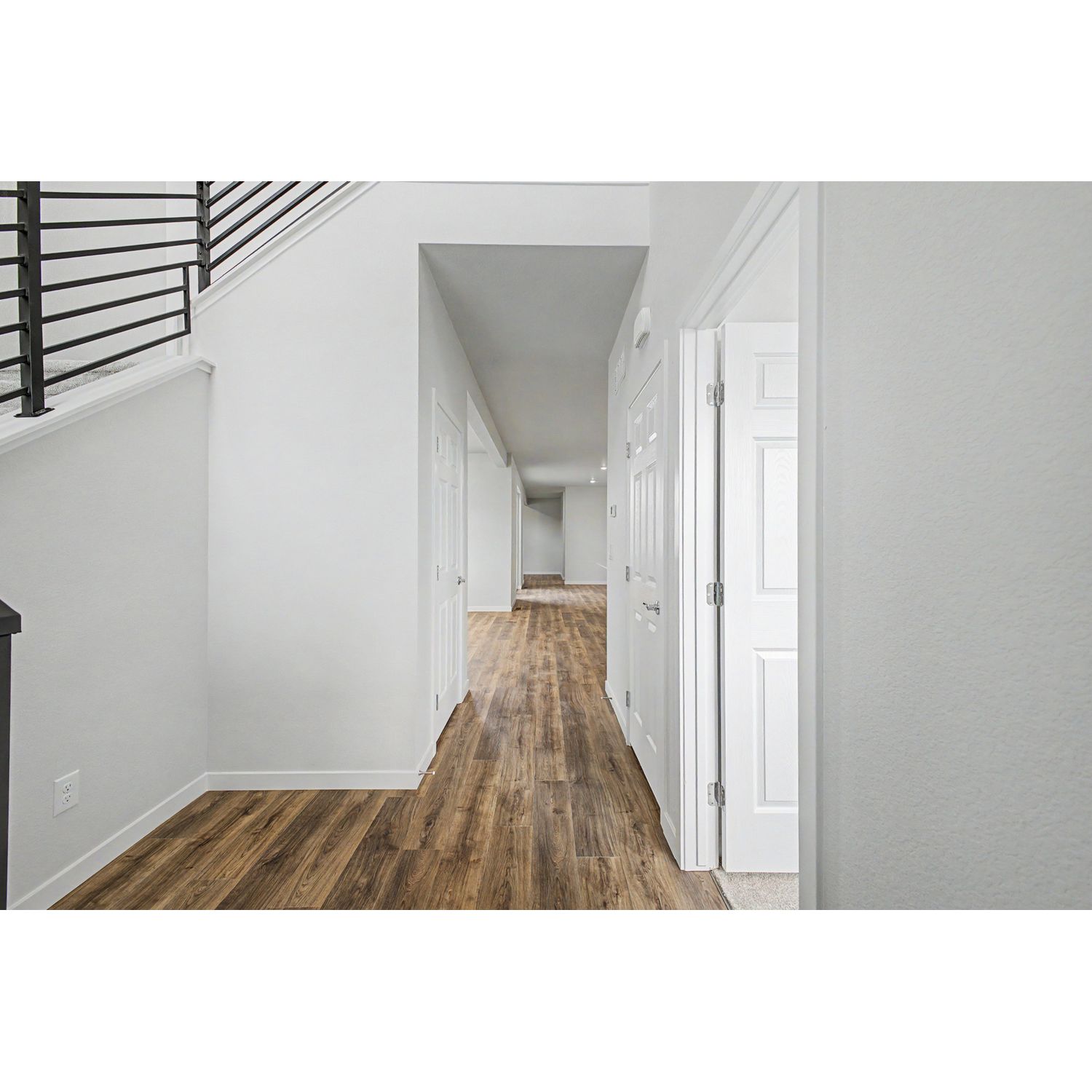 5826 N Orleans Street (Dillion) - imagen del plano de planta