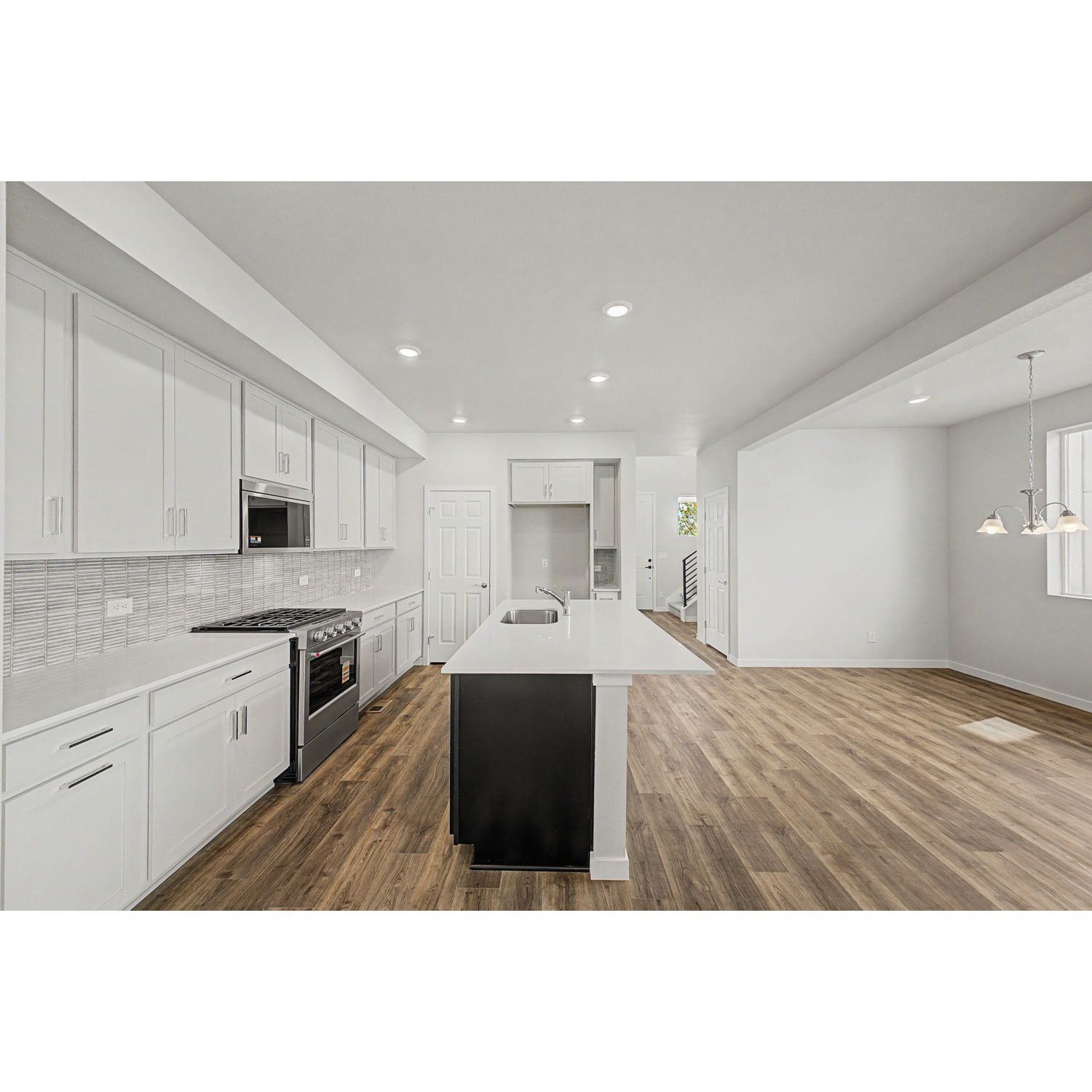 5826 N Orleans Street (Dillion) - imagen del plano de planta
