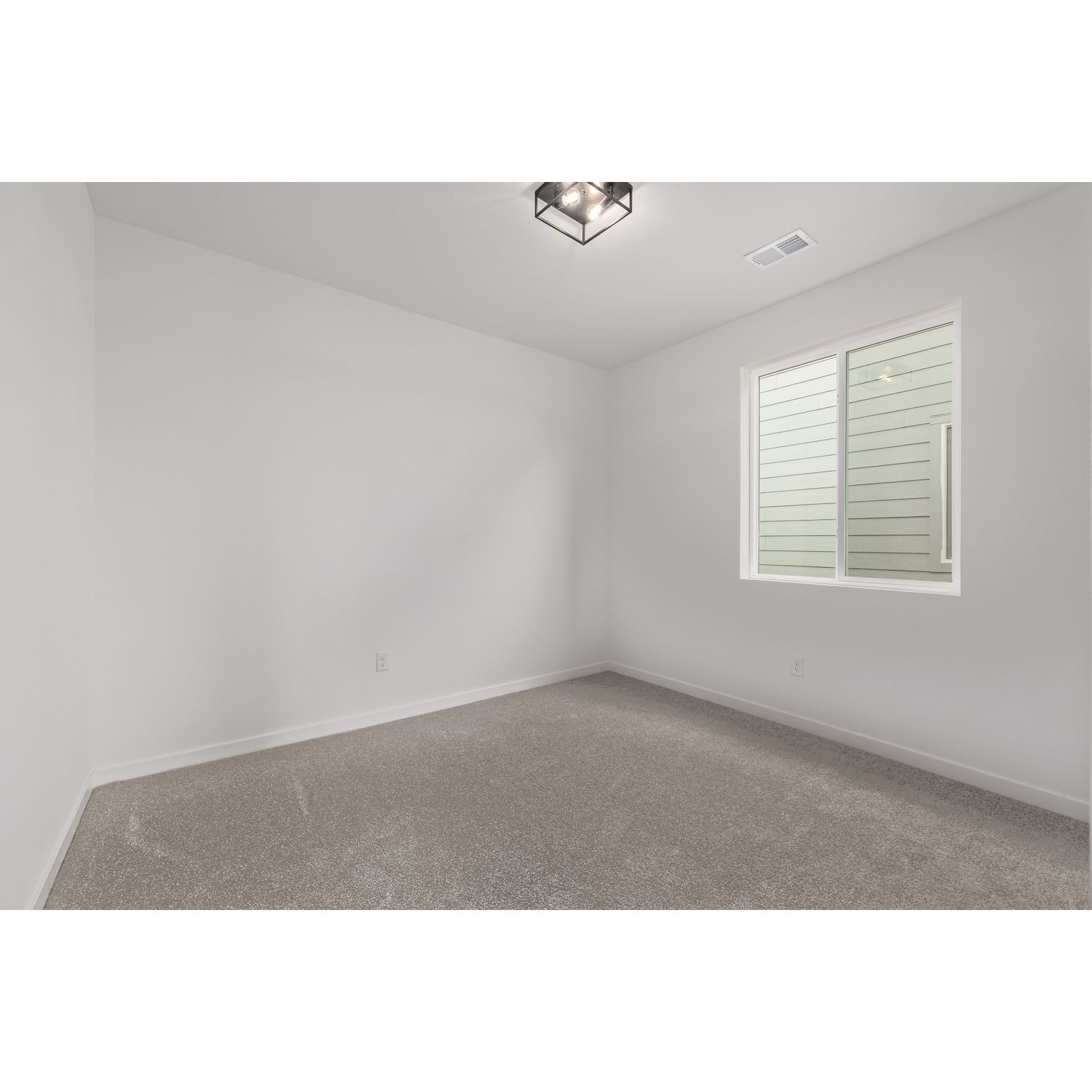 20520 E. 58th Ave (Silverton) - floorplan image