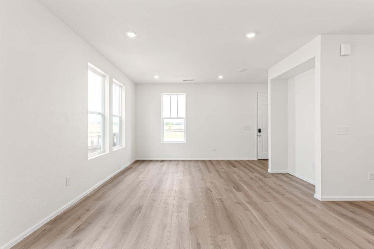 5753 N. Lisbon St. (Plan 1672 Modelado) - imagen del plano de planta