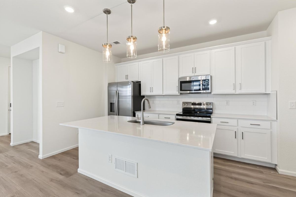 5753 N. Lisbon St. (Plan 1672 Modeled) - floorplan image